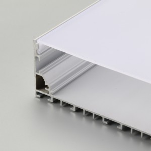 LEDアルミ型材の発光平面形状は、PC帯鋼漫